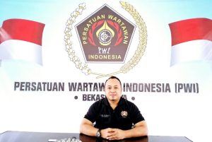 Ketua PWI Bekasi Raya, Ade Muksin